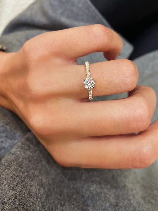 Anillo Sofia bañado/micrado en oro 18k