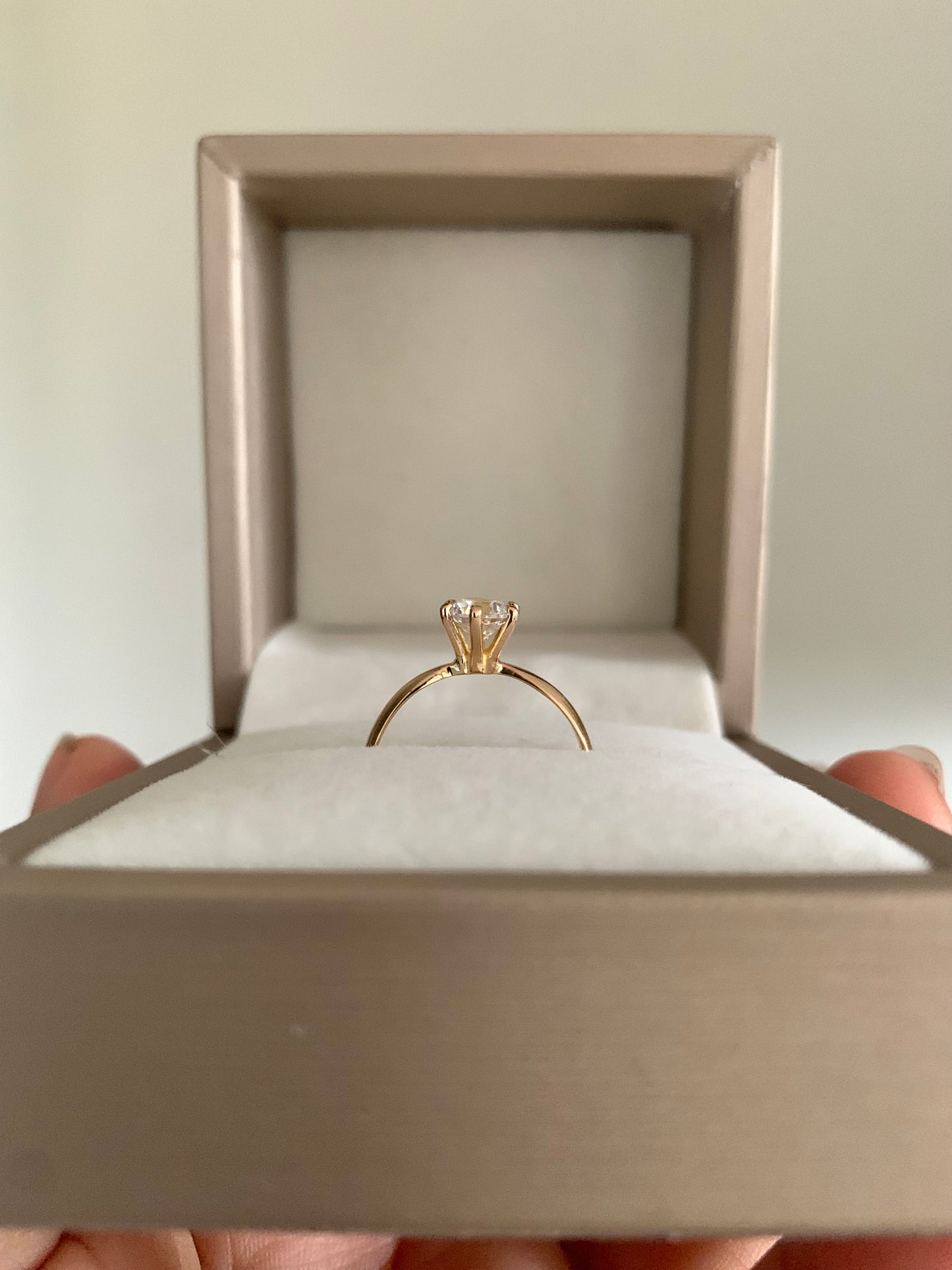 Anillo Emy