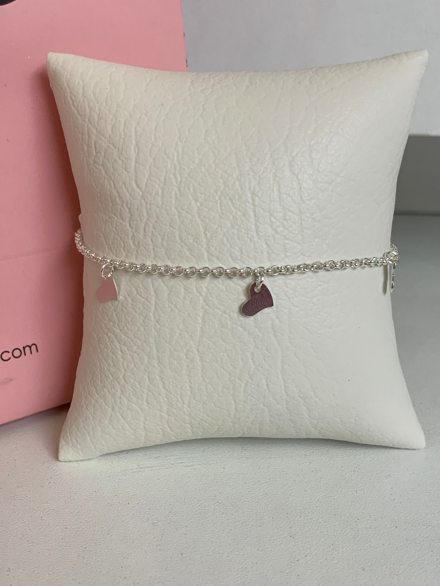 Pulsera Corazoncitos