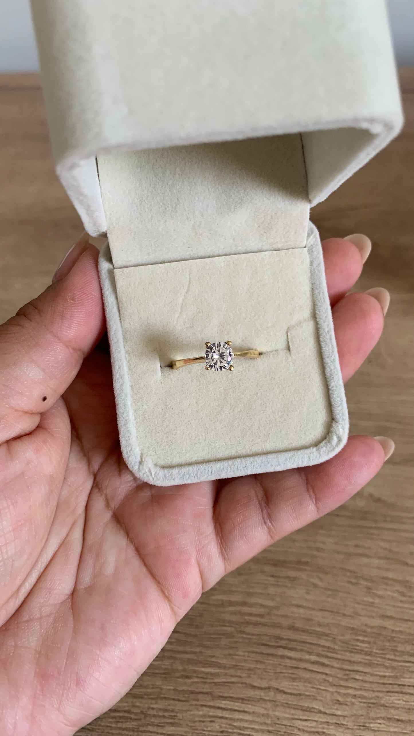 Anillo Mily bañado en oro 18k
